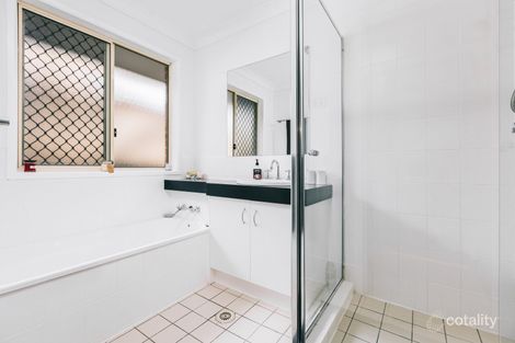 Property photo of 27 Edith Drive North Ipswich QLD 4305