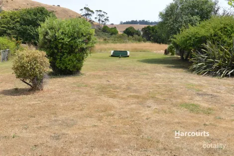 8 Lyle St, Sulphur Creek, TAS 7316