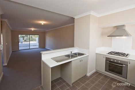 Property photo of 3/12 Davis Road Kelmscott WA 6111