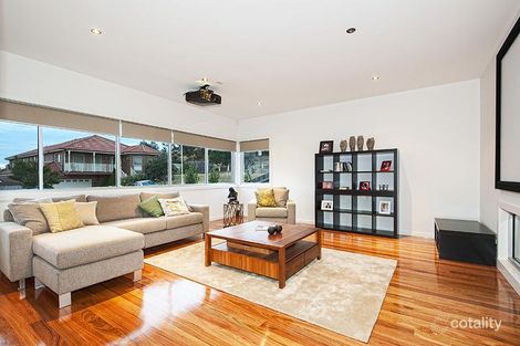 Property photo of 12 Shapiro Rise South Morang VIC 3752