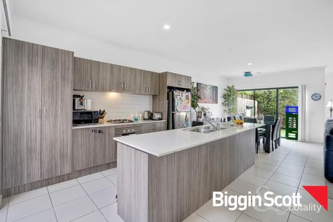 Property photo of 2/3 Santander Crescent Point Cook VIC 3030