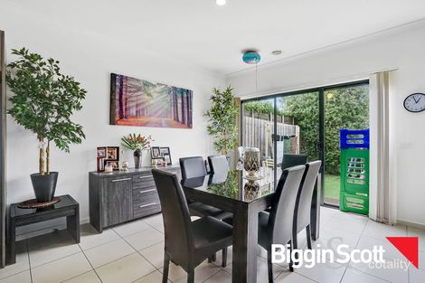 Property photo of 2/3 Santander Crescent Point Cook VIC 3030