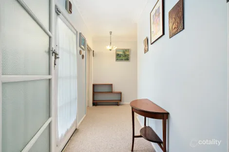 Property photo of 285 Lawrence Road Mount Waverley VIC 3149