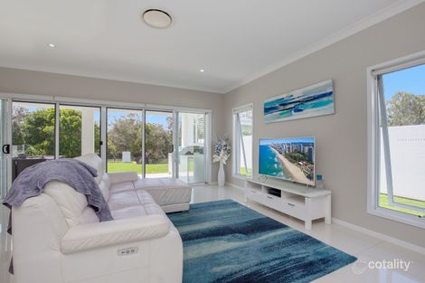 Property photo of 107 The Peninsula Helensvale QLD 4212