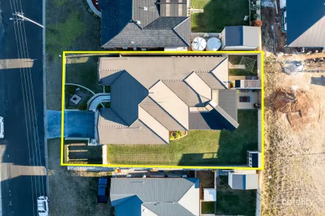 Property photo of 5 Oliver Street Blayney NSW 2799