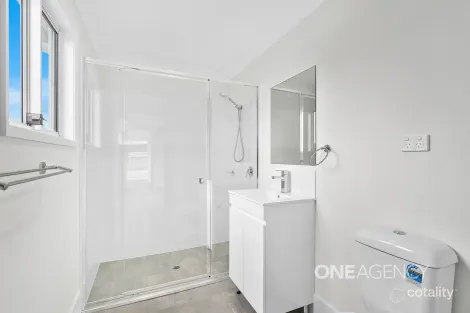 Property photo of 24 Elder Crescent Nowra NSW 2541