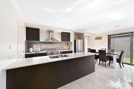 Property photo of 45 Trillium Boulevard Mickleham VIC 3064