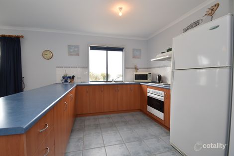 Property photo of 17 Bessell Drive Baudin Beach SA 5222
