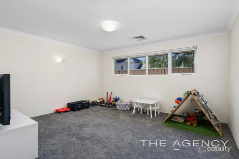 Property photo of 27 Avana Loop Caversham WA 6055