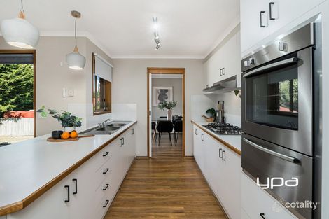 Property photo of 8 Bates Court Sunbury VIC 3429