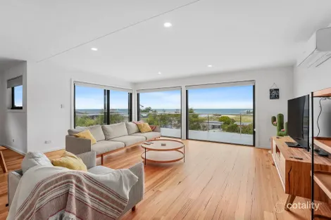 Property photo of 8 Wedge Tail Circuit Bicheno TAS 7215