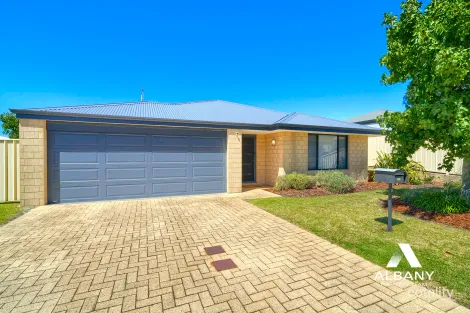 8 Comet Cnr, Mckail, WA 6330
