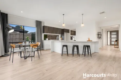 Property photo of 38 Merrin Circuit Clyde North VIC 3978