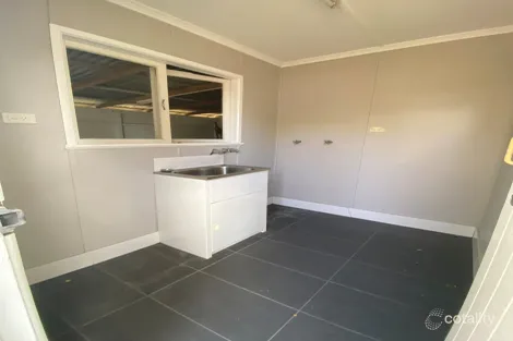 Property photo of 58 Frederick Street Eastern Heights QLD 4305