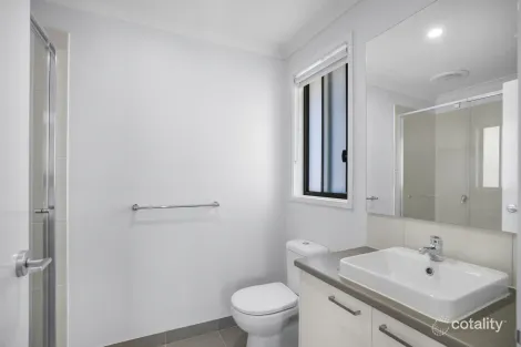 Property photo of 3 Cloudburst Avenue Wyndham Vale VIC 3024