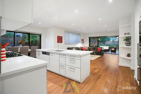 Property photo of 8 Serenity Drive Langwarrin VIC 3910