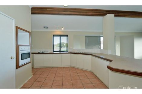 Property photo of 7 Bernier Close Waikiki WA 6169