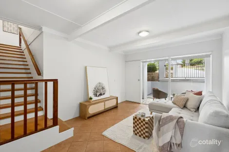 Property photo of 76 Ross Crescent Blaxland NSW 2774