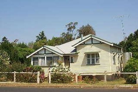 32 Bridge St, East Toowoomba, QLD 4350