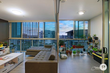 Property photo of 701/18 Thorn Street Kangaroo Point QLD 4169