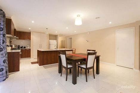 Property photo of 14 Gungurra Grove Wyndham Vale VIC 3024