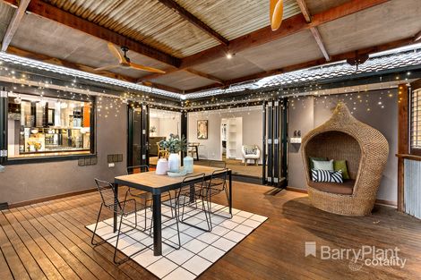 Property photo of 18 Raglan Road Research VIC 3095