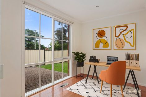 Property photo of 2 Huon Court Keilor VIC 3036