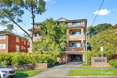 Property photo of 1/8 Maxim Street West Ryde NSW 2114