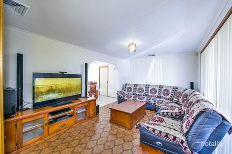 Property photo of 21 Keighran Place Minto NSW 2566