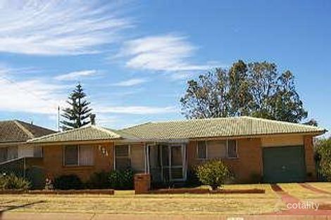 224 Tor St, Rockville, QLD 4350