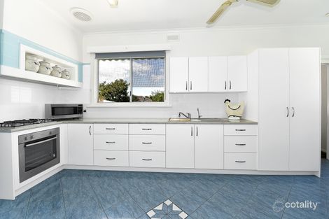 Property photo of 2 Ameily Crescent Reservoir VIC 3073