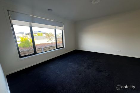 Property photo of 15 Houghton Crescent Eagle Point VIC 3878