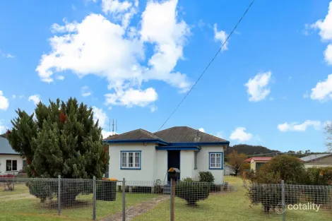 Property photo of 98 Lock Street Stanthorpe QLD 4380