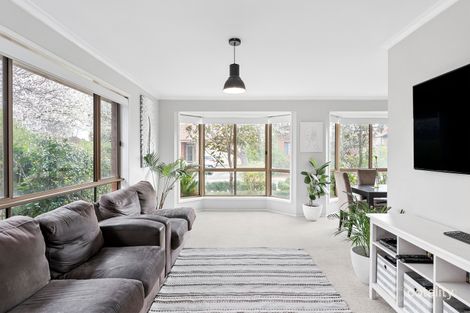 Property photo of 4 Thornhill Crescent Dunlop ACT 2615