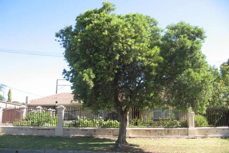 22 Sturt Rd, Valley View, SA 5093