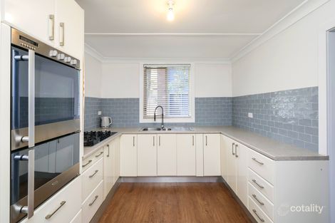 Property photo of 321 Tuggerawong Road Tuggerawong NSW 2259