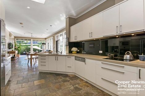 Property photo of 24 Oliver Street Ashburton VIC 3147