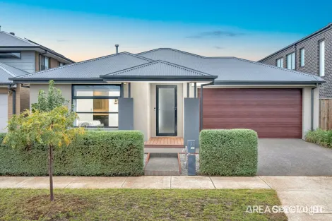 Property photo of 20 Inverness Place Thornhill Park VIC 3335