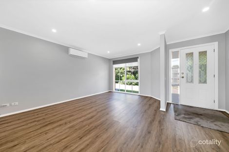 2/92 Herbert St, Mornington, VIC 3931