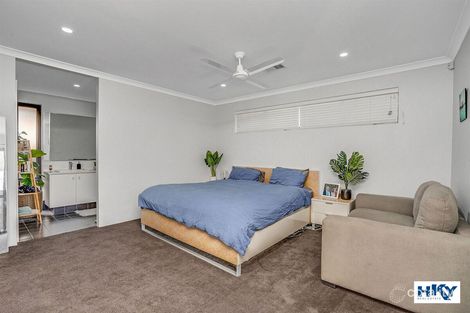 11 Dunnett Dr, Ellenbrook, WA 6069