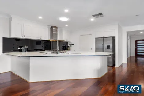Property photo of 43 Mandalay Circuit Beveridge VIC 3753