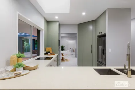 Property photo of 110 Dennis Road Springwood QLD 4127