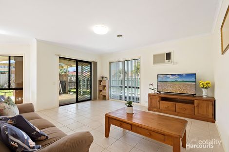 Property photo of 15 Rich Walk Narre Warren South VIC 3805