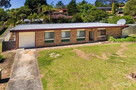 Property photo of 1 Sassafras Close Bradbury NSW 2560
