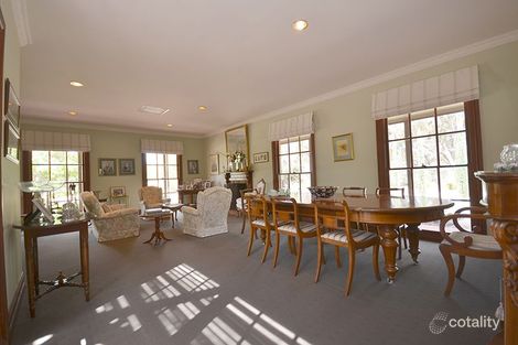 Property photo of 10 Weldon Power Court Horsham VIC 3400