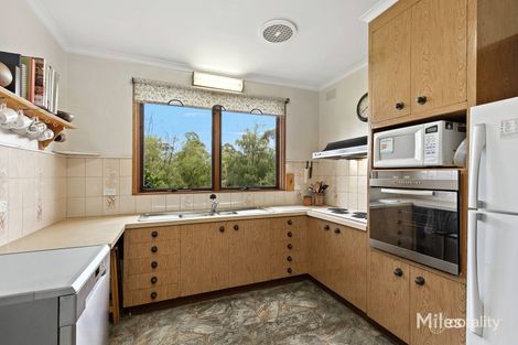 Property photo of 27 Von Nida Crescent Rosanna VIC 3084