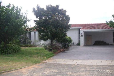 42 Edgewater Rd, Salter Point, WA 6152