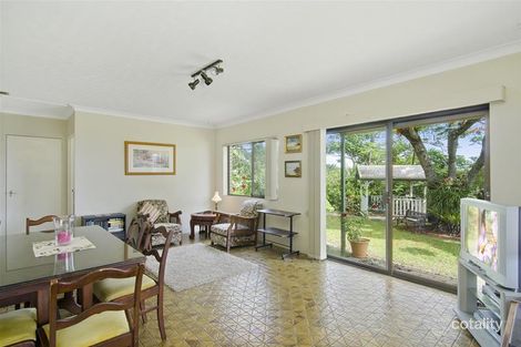 Property photo of 8 Crest Drive Elanora QLD 4221