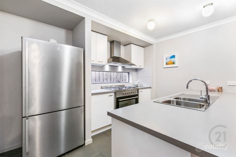 Property photo of 28 Henrietta Avenue Officer VIC 3809
