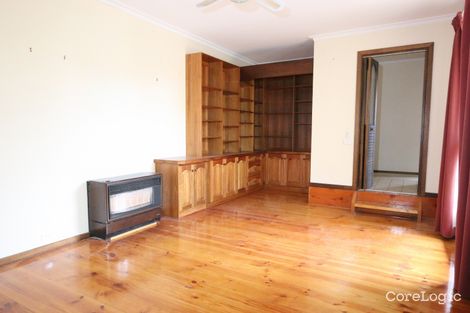 Property photo of 32 Lawson Street Spring Gully VIC 3550